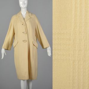 Small 1950s Coat Cream Minimalist Winter Outerwear