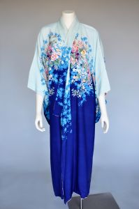 1960s blue and pink floral kimono robe XS-L