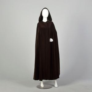Medium 1970s Cape Brown Velvet Hooded Winter Autumn Cloak