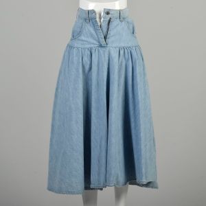 XS 1980s Light Wash Denim Midi Skirt Fitted Waist Drop Waist Full Skirt Western 