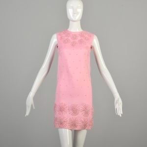XS 1960s Light Pink Mod Mini Sleeveless Dress with allover mosaic beads