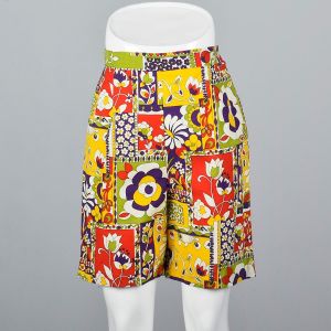 Medium 1960s Bermuda Shorts Yellow Purple Red Floral Psychedelic Print High Waisted Summer Shorts 