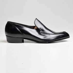 Sz12 1960s Polished Black Leather Loafer Top Stitched Toe Classic Slip-On Shoe Deadstock - Fashionconservatory.com