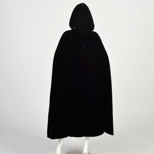 OSFM 1970s Black Velvet Cape Hooded Button Front Elegant Gothic Witch Opera Cloak  - Fashionconservatory.com