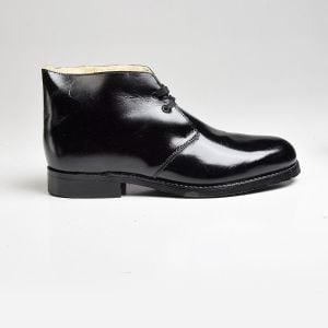 Sz 7.5 1960s Black Leather Chukka Faux Shearling Lined Boots - Fashionconservatory.com