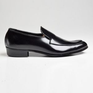 Sz9 1960s Polished Black Leather Loafer Classic Slip-On Shoe Top Stitched Deadstock - Fashionconservatory.com