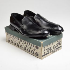 Sz10.5 1960s Black Textured Leather Loafers Casual Vintage Slip-On Deadstock Shoes - Fashionconservatory.com