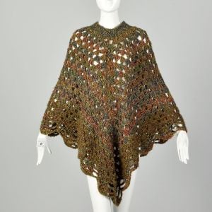 OSFM Crochet Shawl 1990s Scalloped Edge Autumn Colors Super Soft Poncho