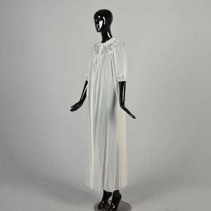 XS 1960s Sheer Creamy White Lace Trimmed Button Front Maxi Dressing Gown - Fashionconservatory.com