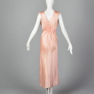 Medium 1940s Pink Nightgown Lightweight Silky Feel Lace Applique Flutter Sleeve Lingerie - Fashionconservatory.com