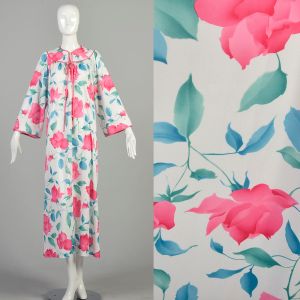 L-XL 1980s White Robe Pink Blue Roses Floral Long Sleeve Zip Front Housecoat Evelyn Pearson 