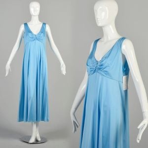 M-L 1970s Light Blue Nightgown Silky Nylon Vanity Fair Low V Neck Empire Waist Lingerie 