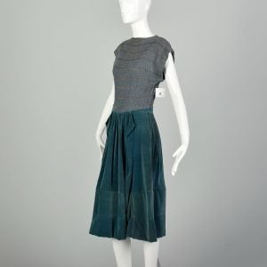 Small 1940s Teal Velvet Gold Lamé Knit Kangaroo Pocket Dress - Fashionconservatory.com