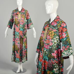 M-L 1970s Multicolor Floral Robe Silky Zip Front 3/4 Sleeve Maxi Robe Housecoat Loungewear Deadstock
