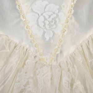 XS | 1980s Lace Beaded Southern Belle Fairy Princess Wedding Dress - Fashionconservatory.com