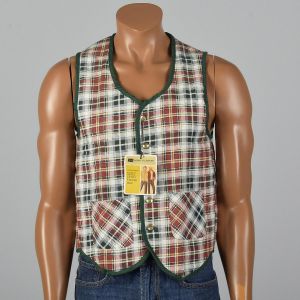 Small 1960s Mens Vest Red White Green Flannel Plaid Quilted Lining 