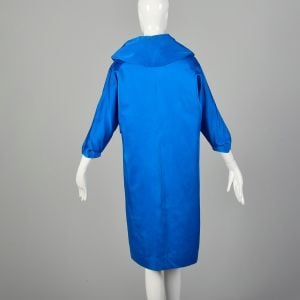 Small 1950s Clutch Coat Blue Satin Bracelet Cuffs Batwing Sleeves Wide Collar - Fashionconservatory.com