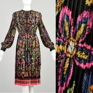 S-M 1970s Multicolor Floral Dress Pleated Black Cuffed Long Sleeve Flowy Colorful Pschedelic Dress