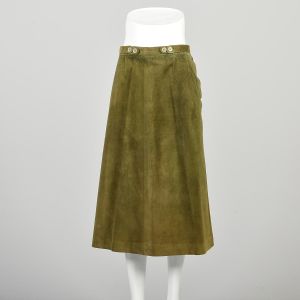 Medium 1960s Green Suede Skirt Knee Length Solid Moss A-Line Bohemian Casual Midi  - Fashionconservatory.com