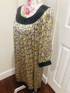 Vintage 1990s Bob Mackie 100% Silk Blousson Dress For Spring / Summer - Fashionconservatory.com