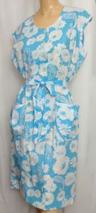 Blue and White Floral Button Front Shift Vintage 1960s Dress Fancy Pockets Matching Belt