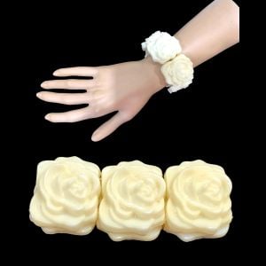 Vintage Plastic Carved Rose Stretch Bangle Bracelet Ivory - Fashionconservatory.com