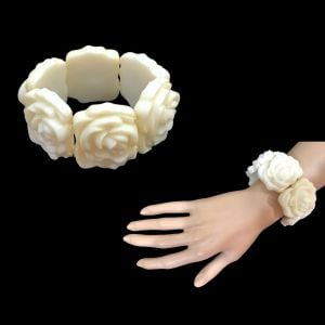 Vintage Plastic Carved Rose Stretch Bangle Bracelet Ivory