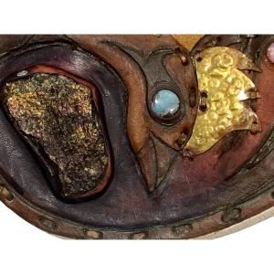70s Hippie Artisan Leather Belt w Large Bird Metallic Stones Opals | 28 - 31'' - Fashionconservatory.com