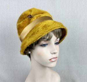 Vintage 70s Mustard Faux Fur Hat with Rhinestone Bees