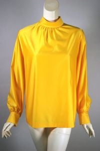 Sunshine yellow nylon mod 1960s blouse bishop sleeves M-L