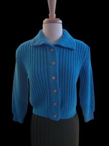 Vintage 50s Pandora Chunky Mixed Knit  Cropped Blue Cardigan Sweater, Size Medium - Fashionconservatory.com