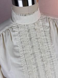 70s White Cotton and Lace Long Sleeve High Neck Blouse by Bonnie & Clyde, Sz 7 - Fashionconservatory.com
