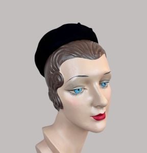 Vintage 60s Black Felt Toy Pillbox Hat, Bonwit Teller - Fashionconservatory.com