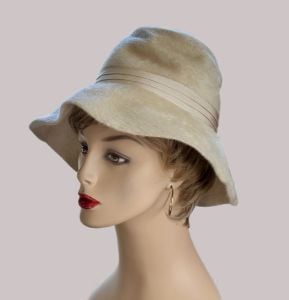 Vintage Borsalino Cream, Winter White Fur Felt Wide Floppy Brim Hat - Fashionconservatory.com