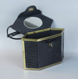 50s Black Faux Reptile Hexagonal Box Handbag - Fashionconservatory.com