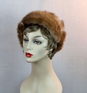 Vtg Brown Mink Turban Hat by Sandy Braeburn - Fashionconservatory.com