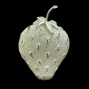 Late 1960s Sarah Coventry Strawberry Ice Brooch