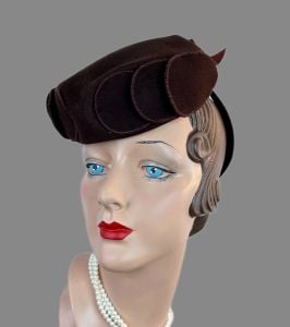 Vintage 40s Brown Felt Tilt Hat with Placement Band, Petal Hat, The May Co, New York Creations