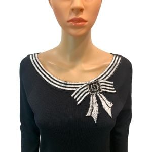 90s Beaded Bow Sweater – Black Knit Long Sleeve, Rhinestone & Glass Beads Embellished Neckline