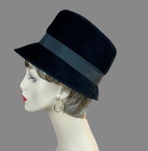 Vintage 60s Black Velour Bucket Style Hat - Fashionconservatory.com