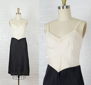 1950s lingerie dress slip . black and white pin up lingerie . vintage short nightgown . small xsmall