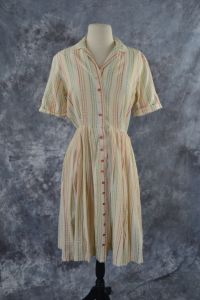 1950s Ivory Shirtwaist Dress with Embroidered Vertical Stripes by Bobbie Brooks - Fashionconservatory.com