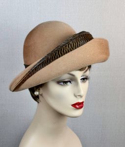 80s Camel Mr John Classic Breton Style Hat w/ Feathers - Fashionconservatory.com
