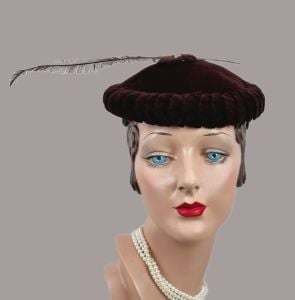 Vintage 1950s Brown Velour Feather Beret, Hat