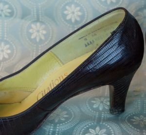 50s Brown Lizard High Heels, Soft Steps Sz 8AA - Fashionconservatory.com