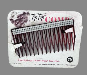 Vintage Deadstock Pearl Hair Comb on Card, Tip Top Combs - Fashionconservatory.com