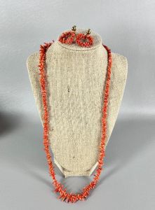 Vtg Red Coral Necklace and Earrings - Spiney or Branch Coral - Fashionconservatory.com