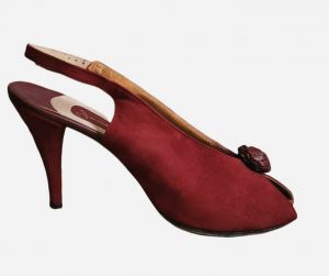 Stop Staring! 1970s Femme Fatale Wine Suede High Heel Shoes 8 - Fashionconservatory.com
