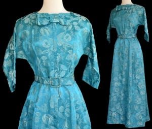 1940s Floral Jacquard Zip Front Dressing Gown in Blue, Robe, Hostess Gown, XS - Fashionconservatory.com