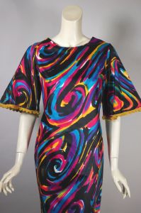 Bright swirls cotton mod 1960s shift dress groovy bell sleeves deadstock XS - Fashionconservatory.com